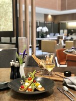 Breakfast, lunch and dinner served