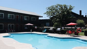 Udendørs pool