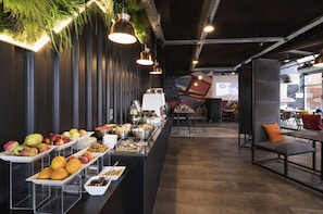 Daily buffet breakfast (EUR 19 per person)