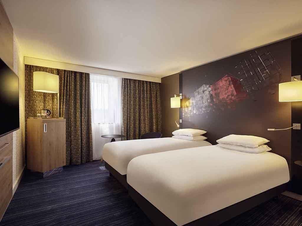 Classic-Zimmer, 2 Einzelbetten | Pillowtop-Betten, Minibar, Zimmersafe, Verdunkelungsvorhänge