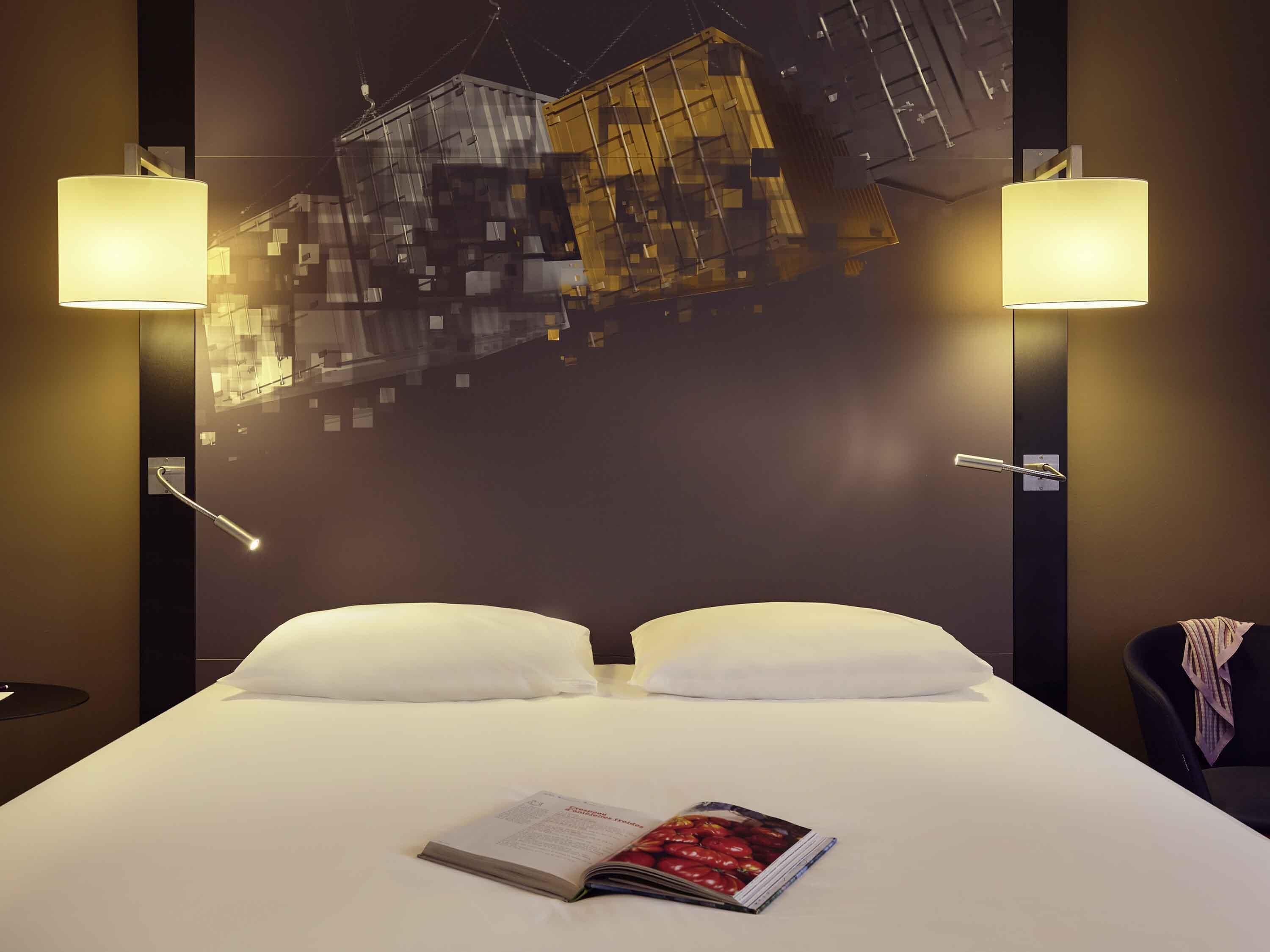 Pillow-top beds, minibar, in-room safe, blackout curtains