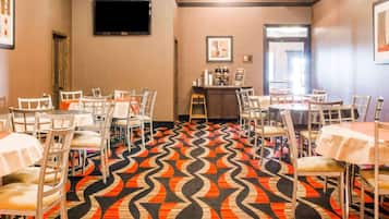 Tägliches inbegriffenes Frühstücksbuffet