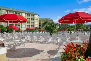 3 outdoor pools, pool umbrellas