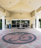 Entrada al alojamiento