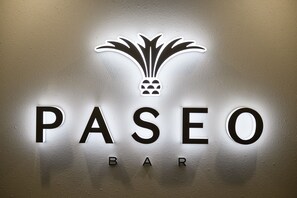 Bar (on property) - Estancia del Norte San Antonio, Tapestry Collection by Hilton (San Antonio)