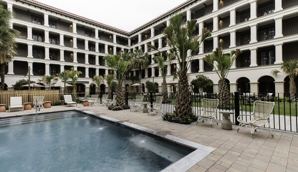 Outdoor pool, sun loungers