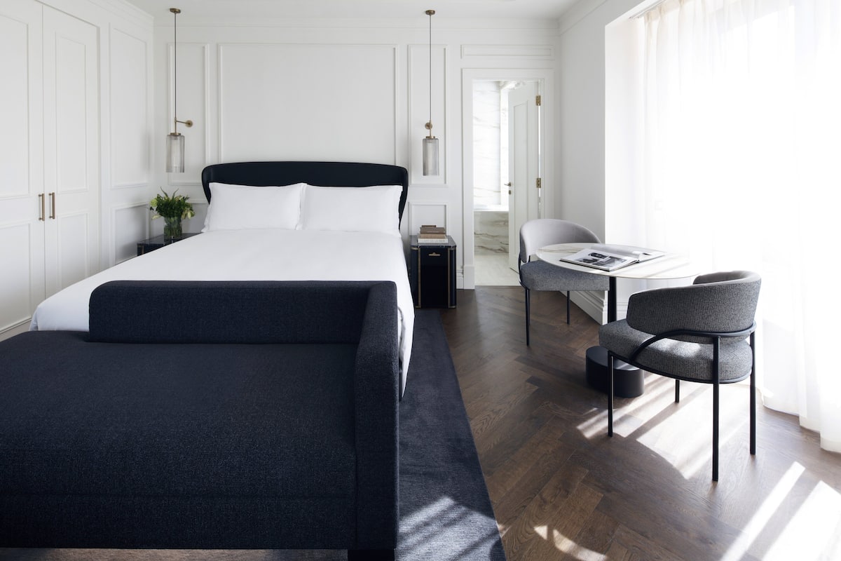 Premium Room, 1 King Bed, Balcony (Cityside)