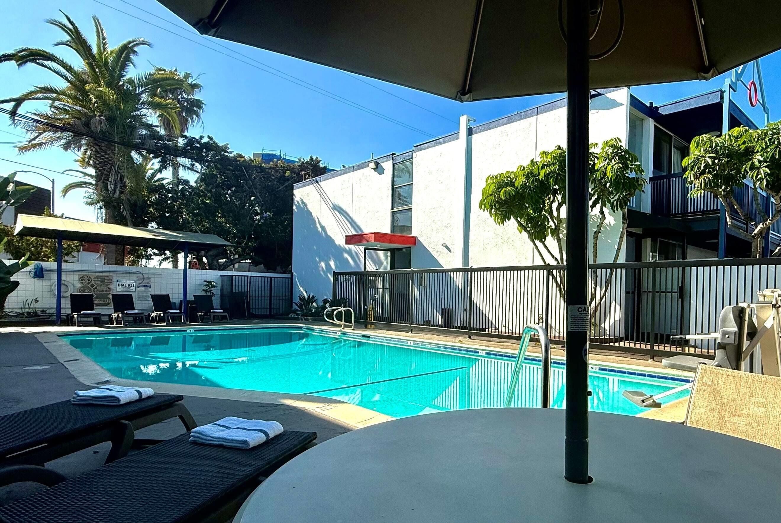 Photo - Days Inn by Wyndham Los Angeles LAX Airport/Stadium Area
