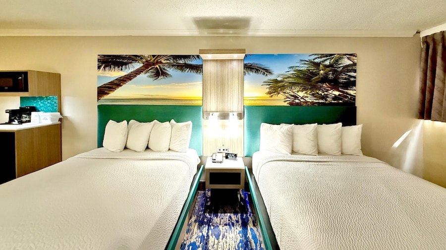 Days Inn by Wyndham Los Angeles LAX Airport/Stadium Area