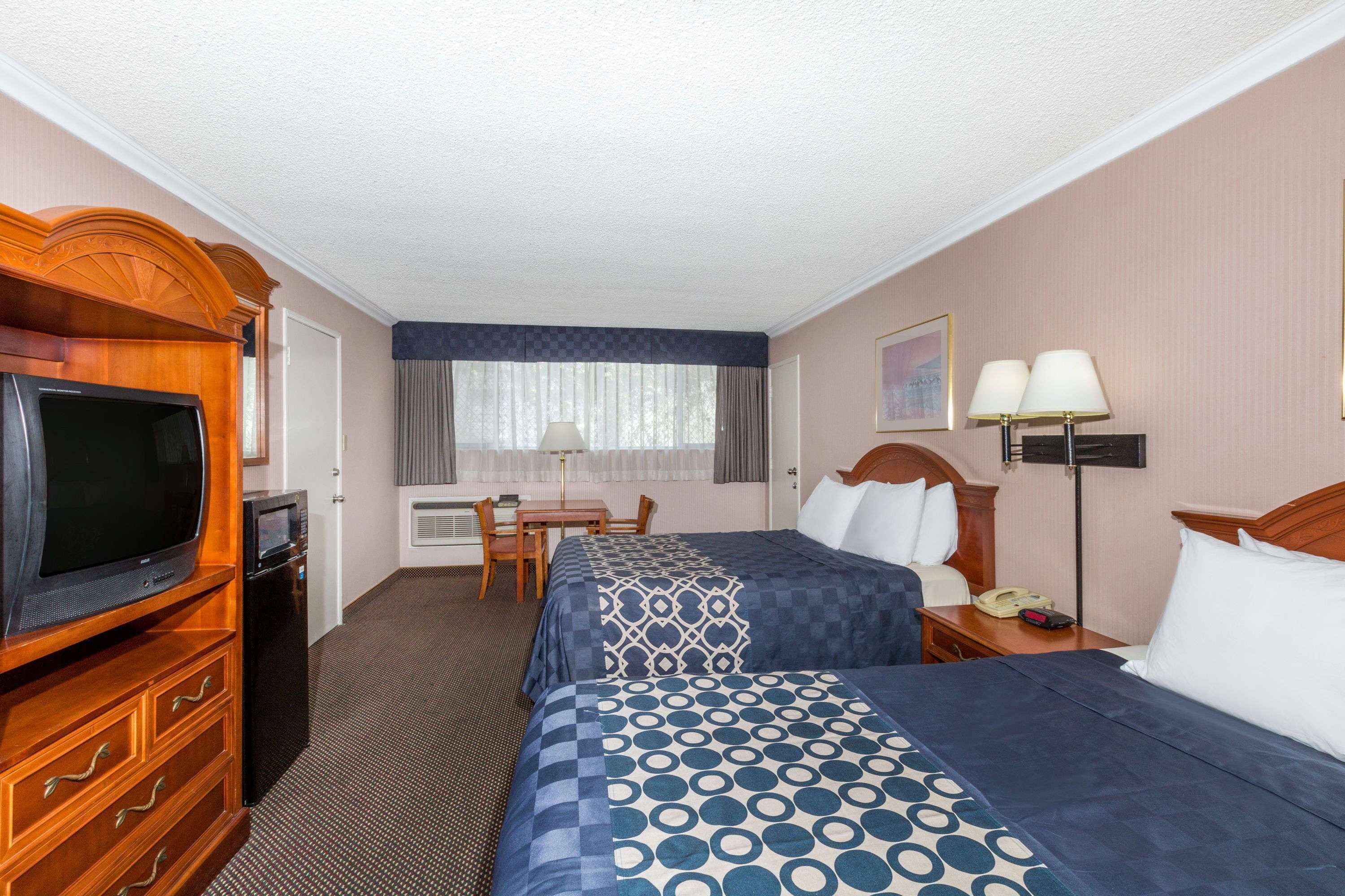 Photo - Days Inn by Wyndham Los Angeles Stadium Area LAX