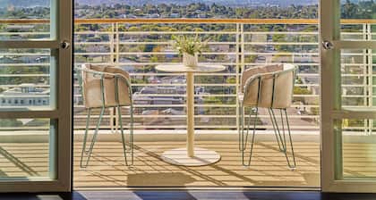 Cameo Beverly Hills, LXR Hotels & Resorts