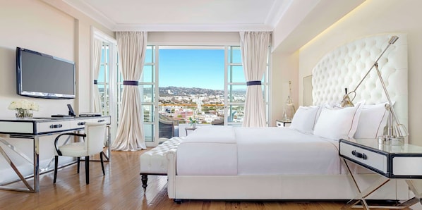 Suite, 1 kingsize bed, balkon (Beverly Hills) | Luxe beddengoed, donsdekens, pillowtop-bedden, een kluis op de kamer