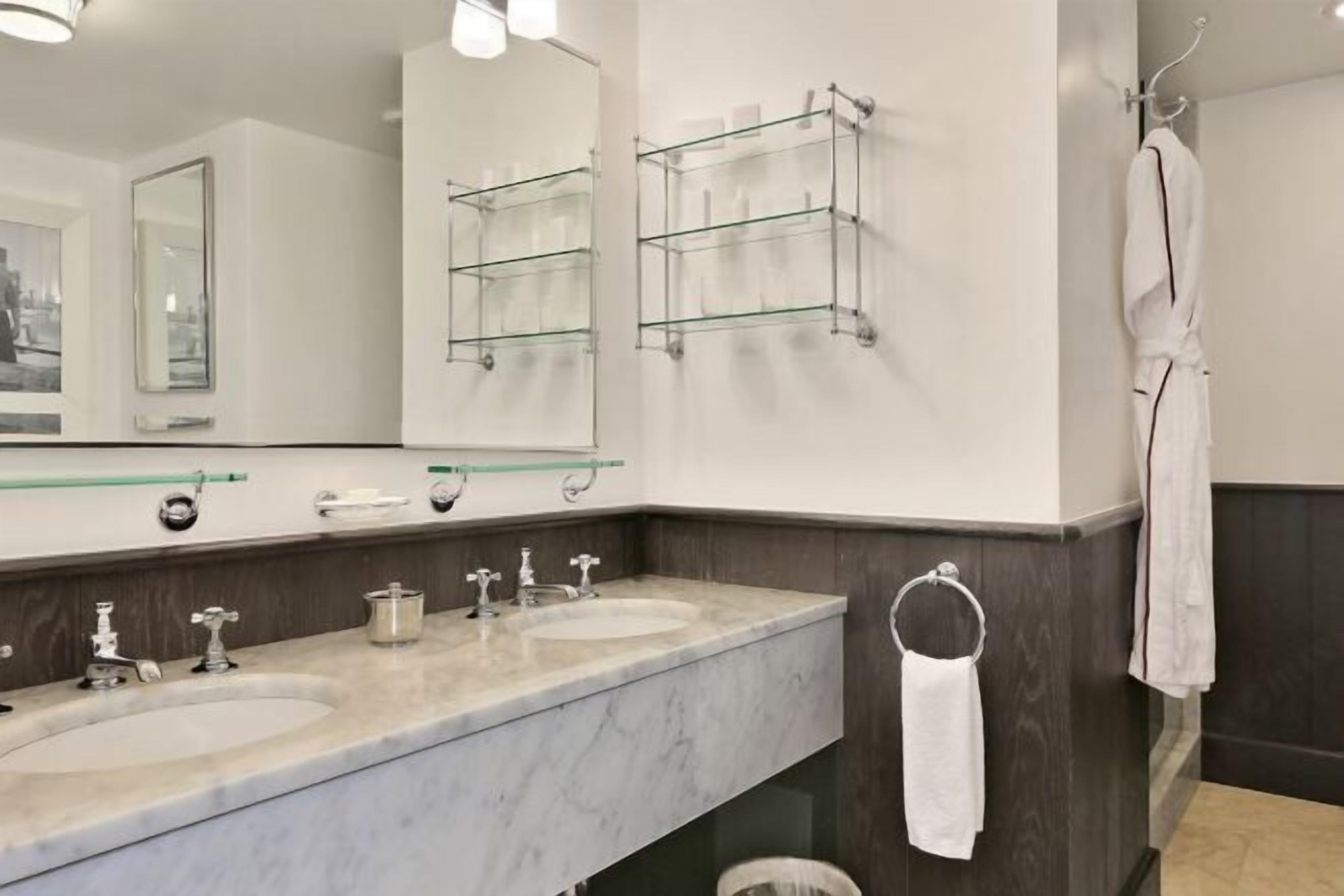 Bathroom | Eco-friendly toiletries, hair dryer, bathrobes, slippers