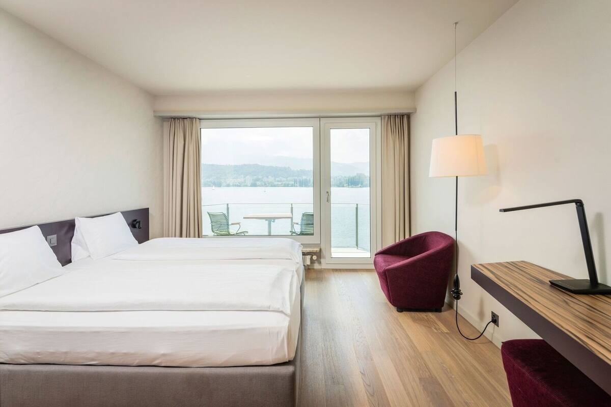 Hypo-allergenic bedding available, minibar, in-room safe, desk