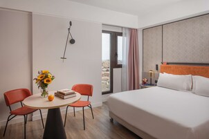 Superior Room, Panoramic View | Minibar, in-room safe, desk, soundproofing
