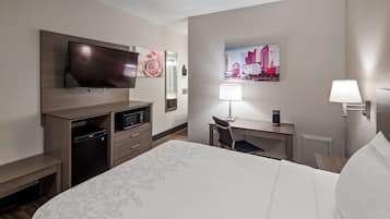 Standard Room, 1 Queen Bed, Non Smoking, Refrigerator & Microwave (2nd Floor) | Premium bedding, Select Comfort beds, desk, laptop workspace