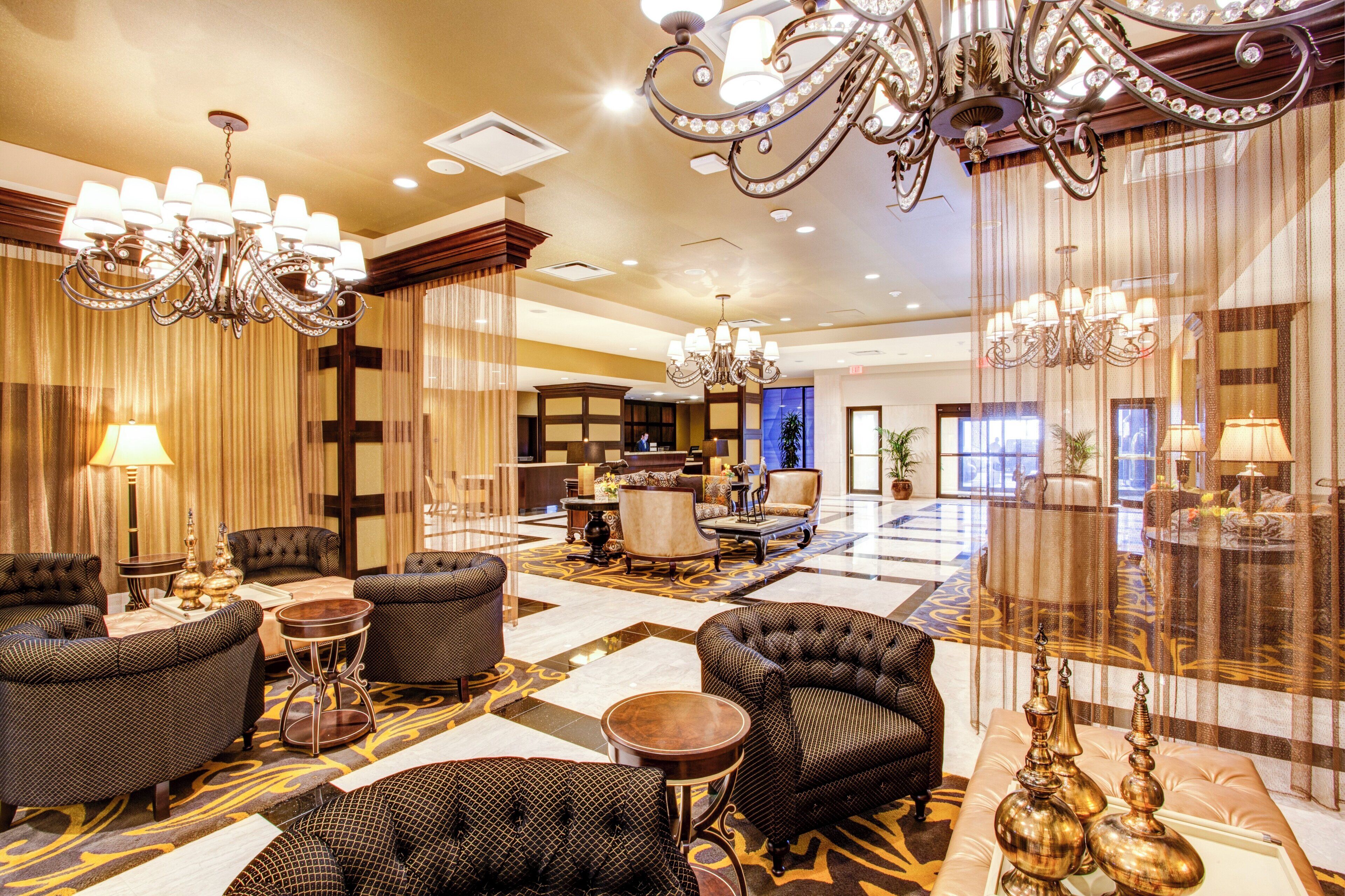 2 bares o lounges 