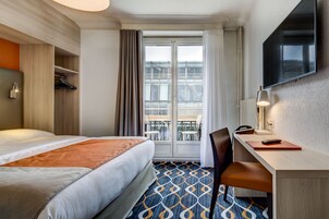 Ropa de cama de alta calidad y minibar 