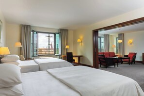 Hypo-allergenic bedding, minibar, in-room safe, desk - Sheraton Carlton Hotel Nuernberg (Nuremberg)