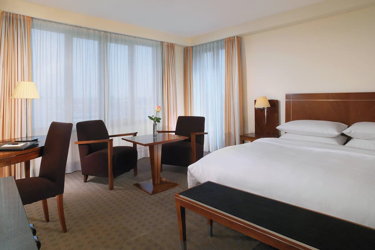 Ropa de cama hipoalergénica y minibar
