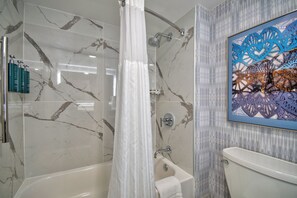 Room, 2 Queen Beds | Bathroom