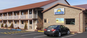 Days Inn by Wyndham Huntington