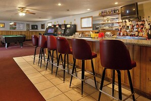 Bar (en la propiedad)