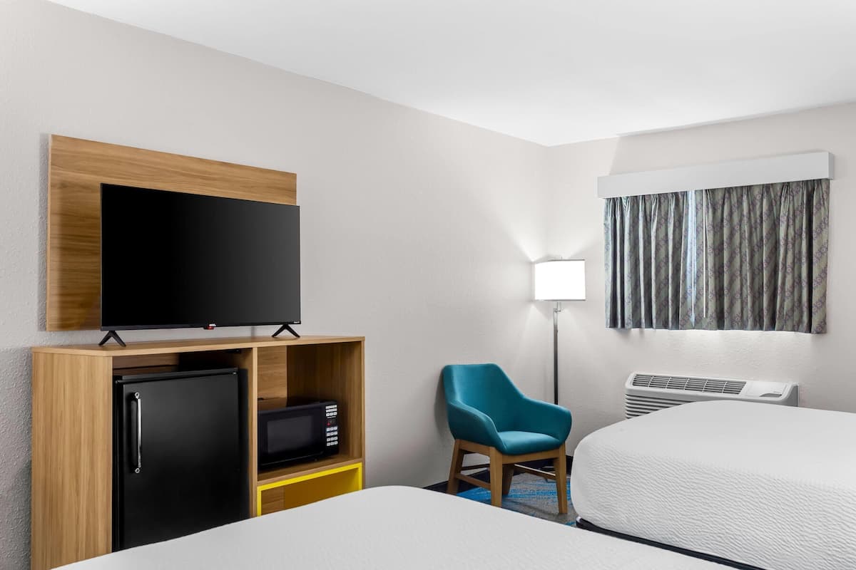 Room, 2 Double Beds, Non Smoking, Refrigerator