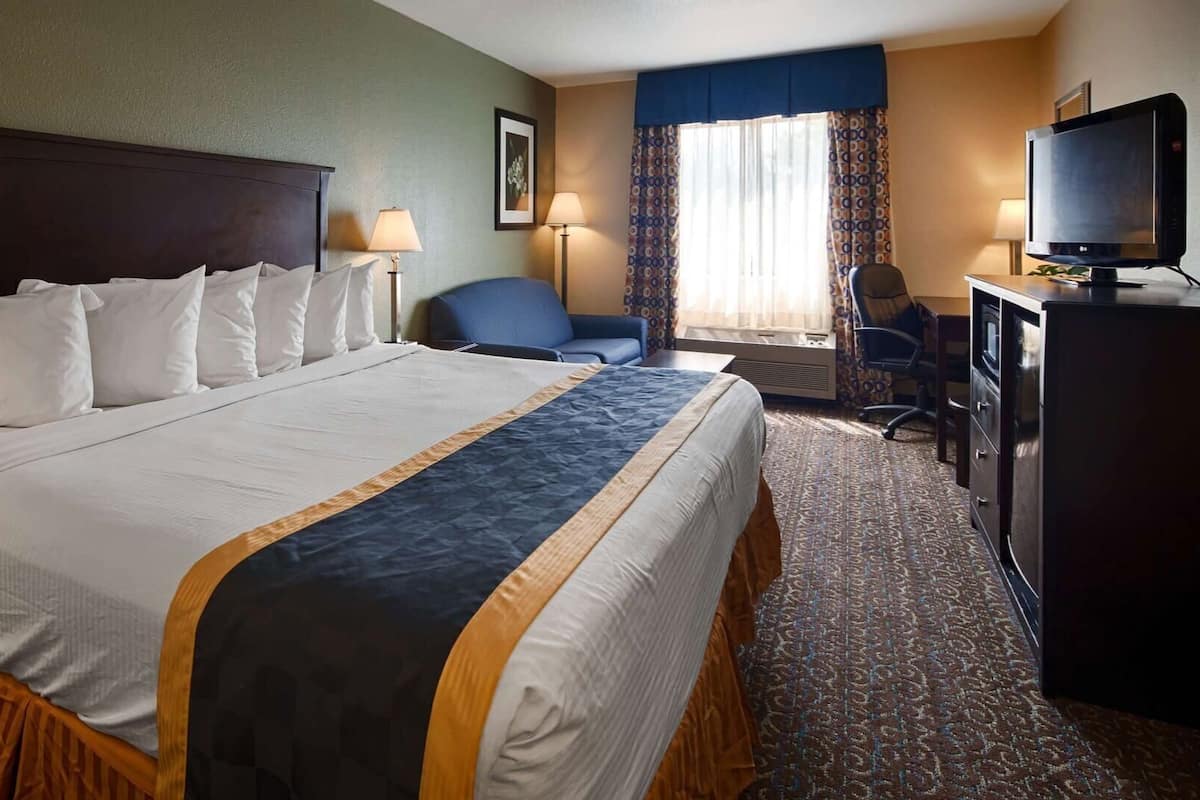 1 chambre, coffre-fort, bureau