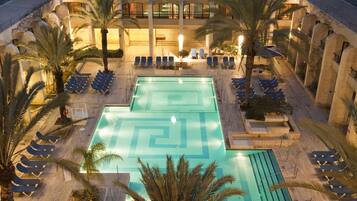 Indoor pool, seasonal outdoor pool