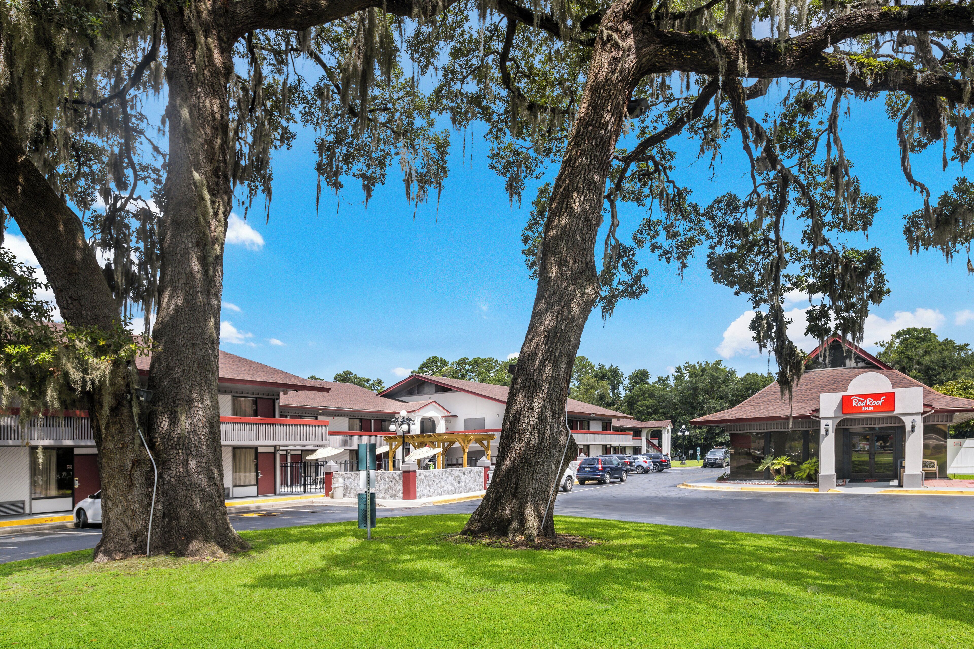 Photo - Red Roof Inn Savannah – Southside/Midtown