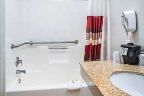 Rolstoeltoegankelijke badkamer