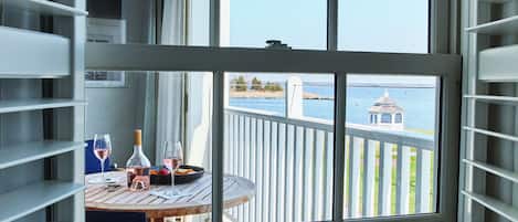 Premium bedding, down duvets, in-room safe, desk