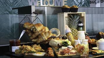 Desayuno buffet (con cargo)