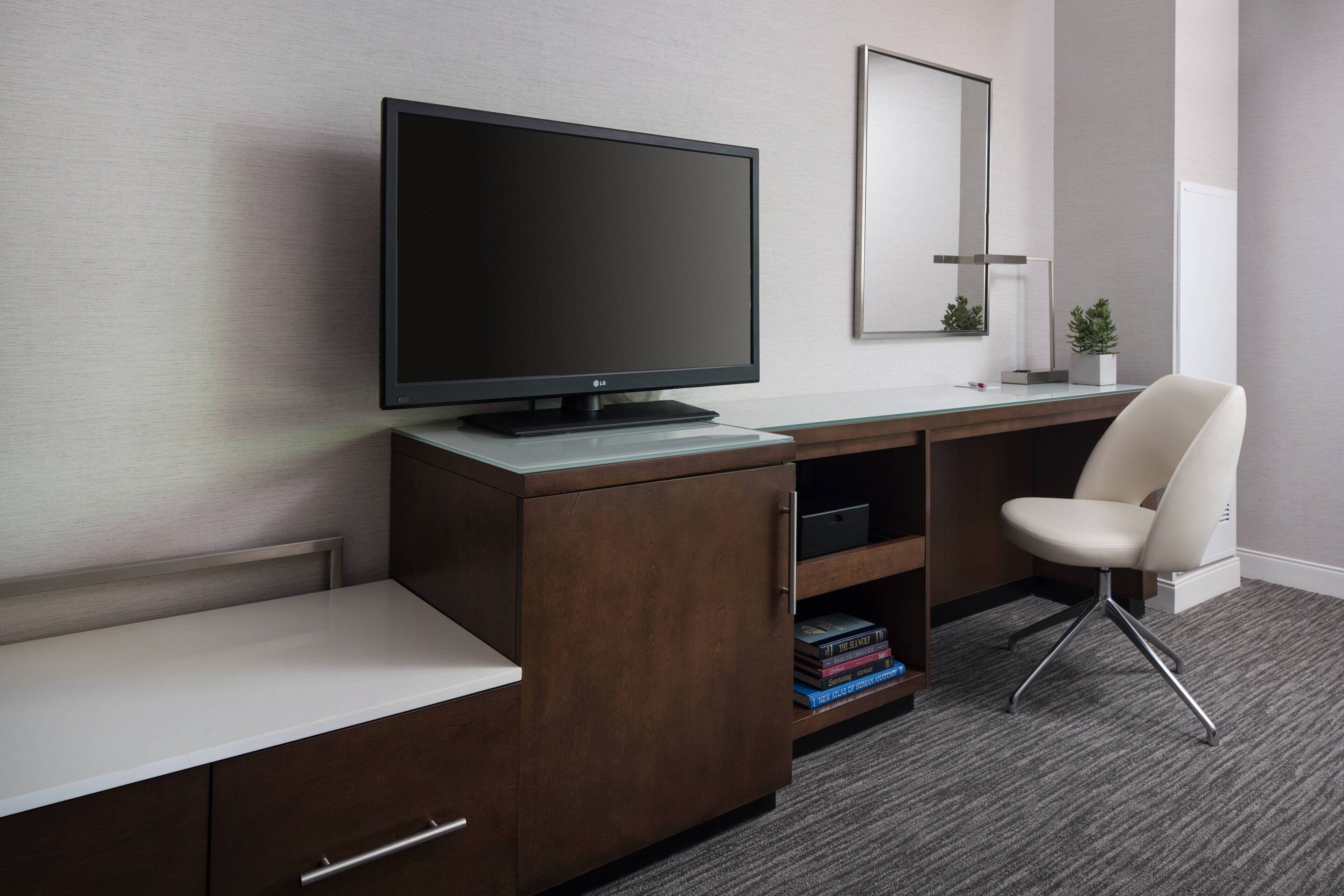 premium bedding, down duvets, pillow-top beds, in-room safe