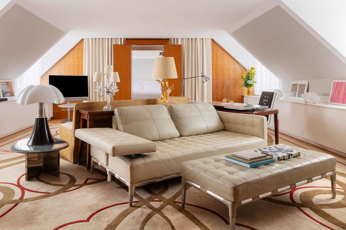 Ropa de cama de alta calidad y minibar 