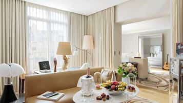 Gallery suite | Woonruimte | Plasmatelevisie en betaalfilms