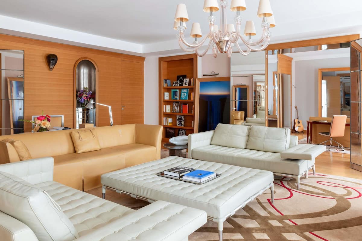 Katara Presidential Suite | Premium bedding, minibar, in-room safe, laptop workspace