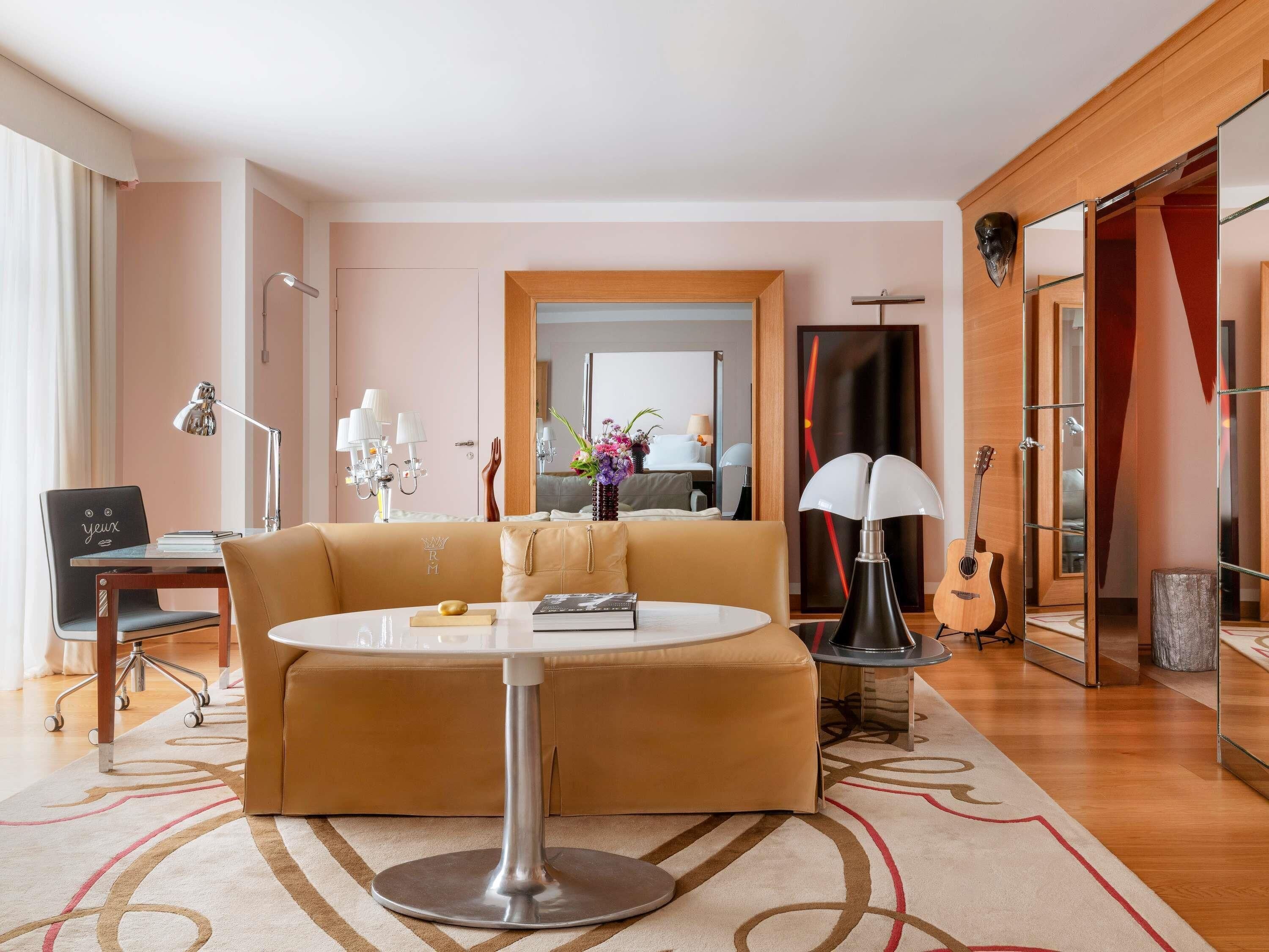 Premium bedding, minibar, in-room safe, laptop workspace