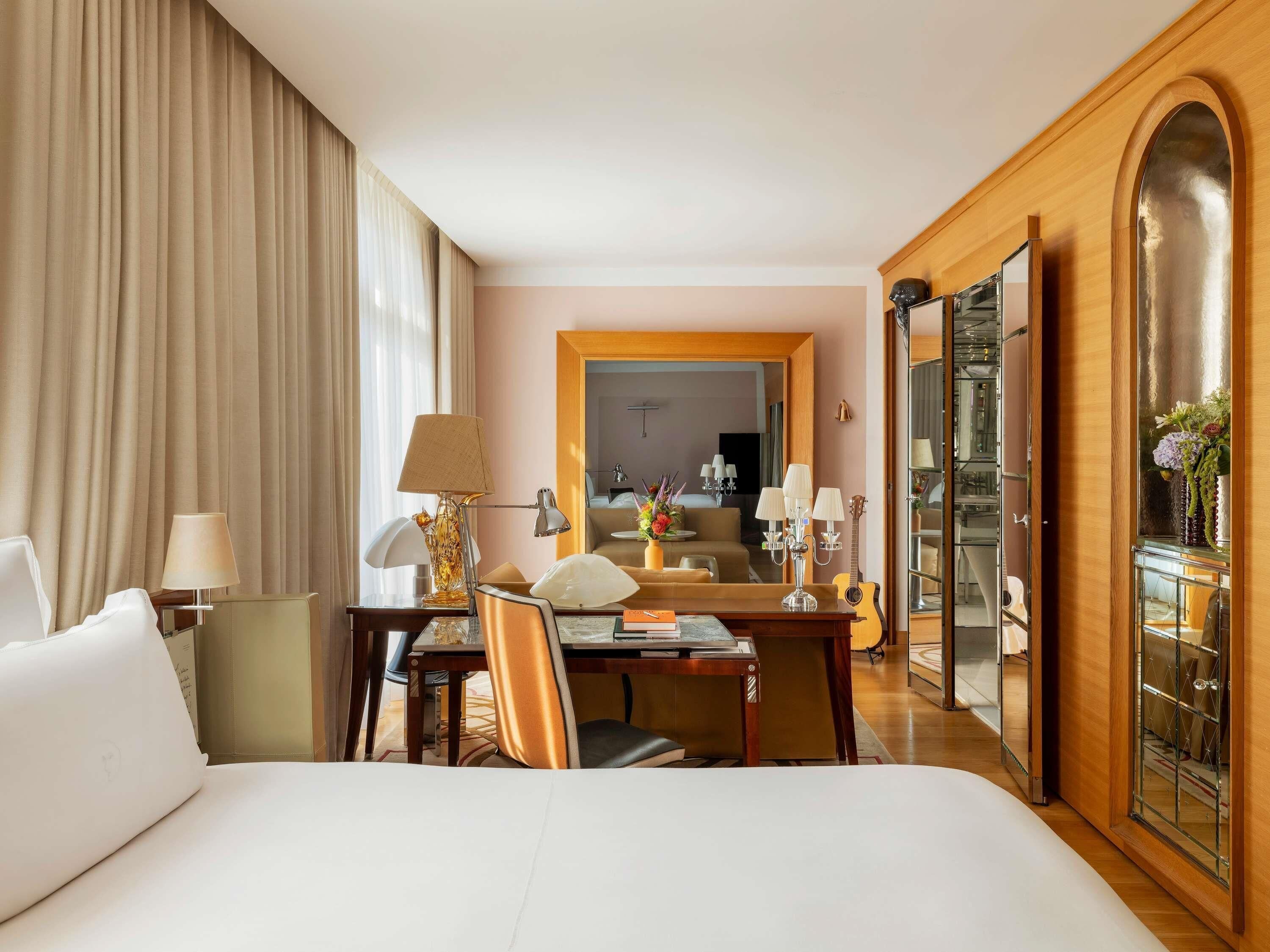 Premium bedding, minibar, in-room safe, laptop workspace