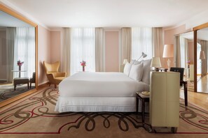 Suite presidencial (Katara) | Roba de llit d'alta qualitat, minibar i caixa forta a l'habitació 