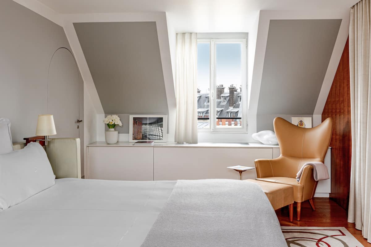 Suite (Penthouse) | Ropa de cama de alta calidad, minibar, caja fuerte