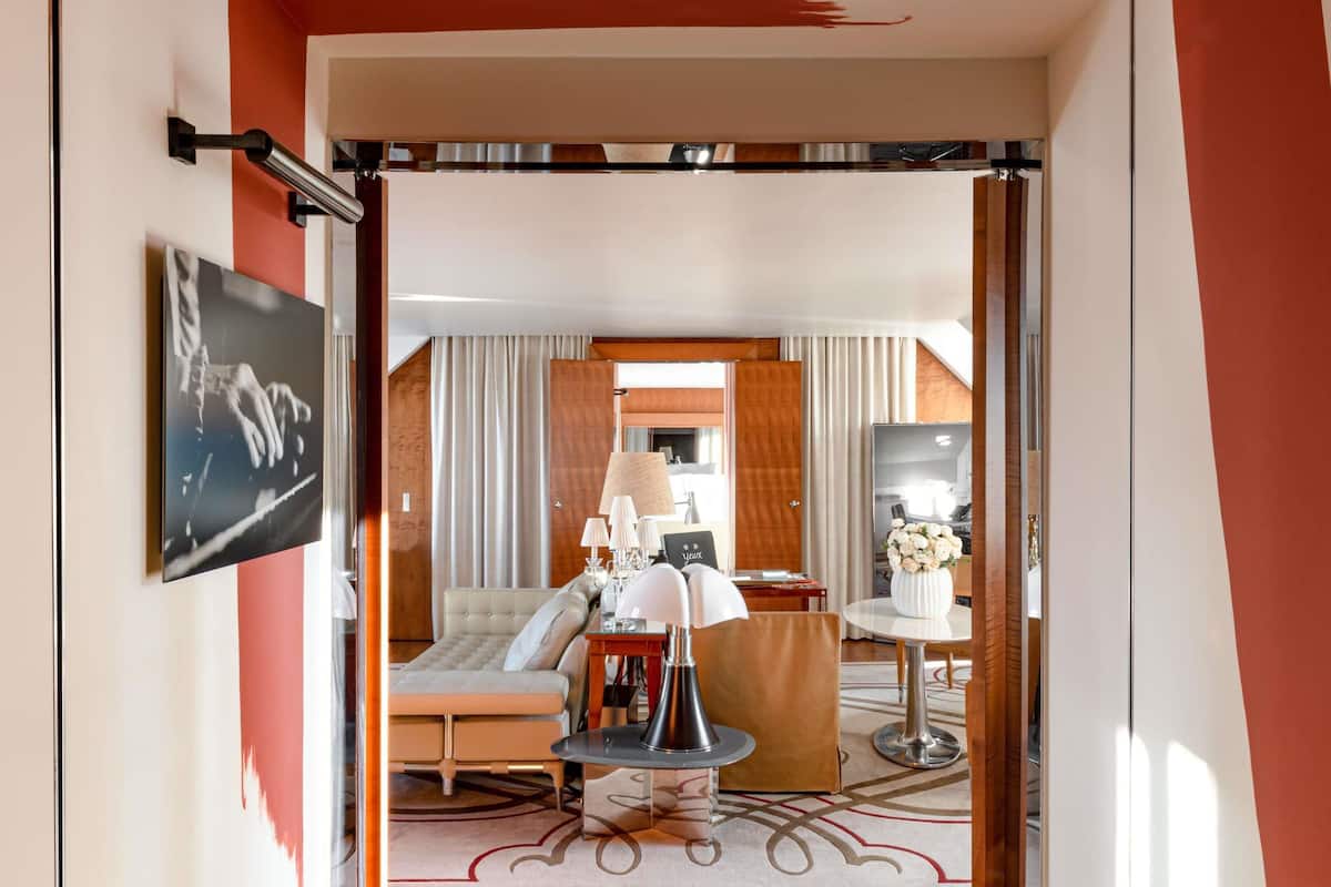 Suite (Ray Charles) | Roba de llit d'alta qualitat, minibar i caixa forta a l'habitació