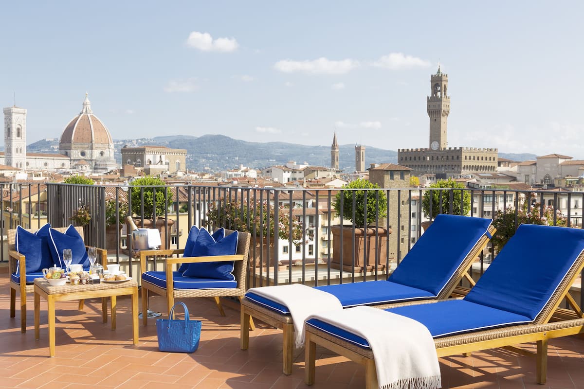 Suíte panorâmica, 2 quartos, terraço, vista para o rio | Terraço/pátio