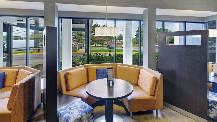 Courtyard by Marriott Chicago Glenview/Northbrook