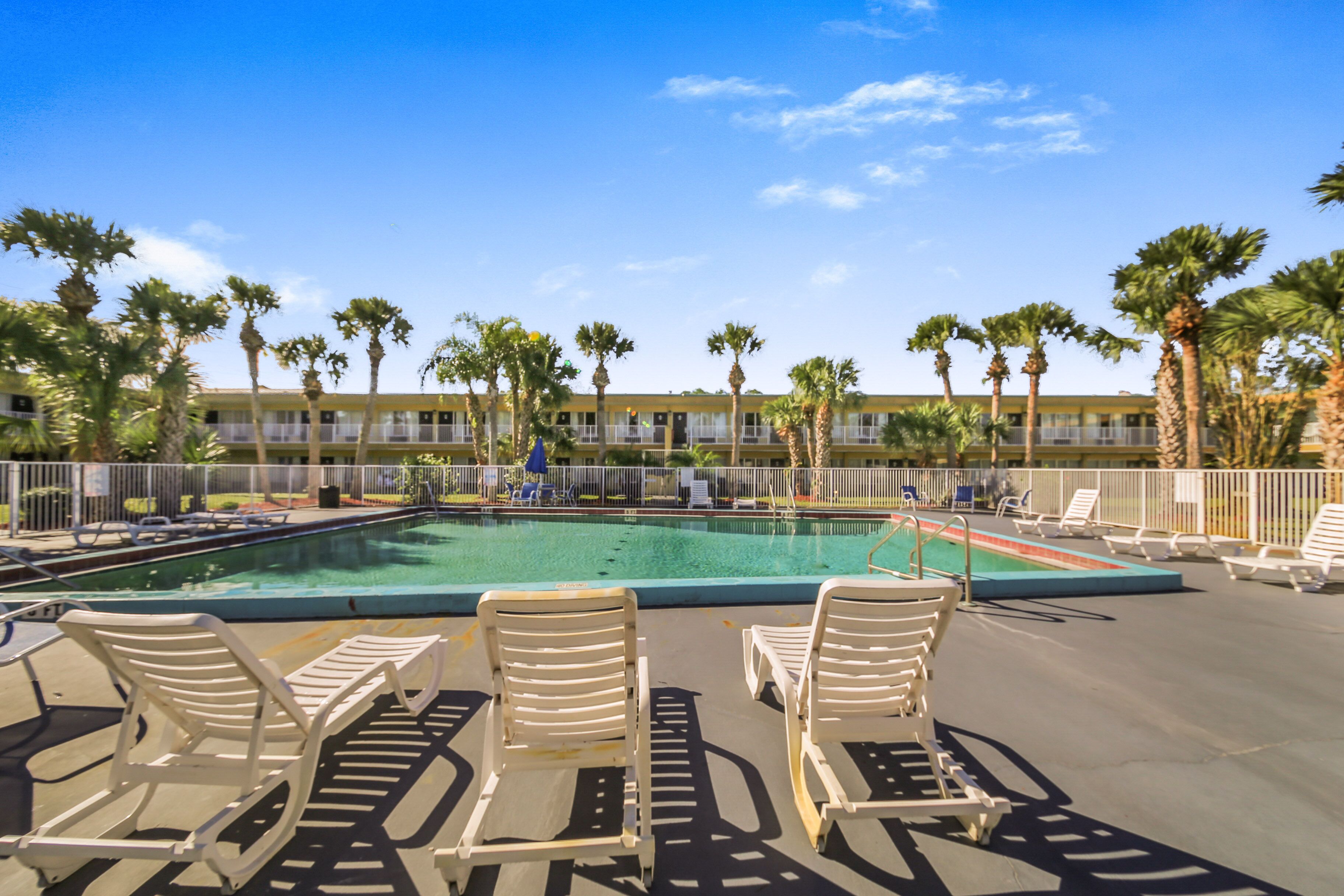 บริเวณภายนอก