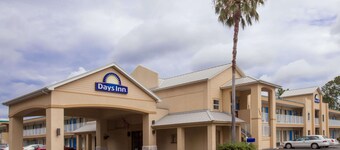 Days Inn by Wyndham Daytona Beach Speedway