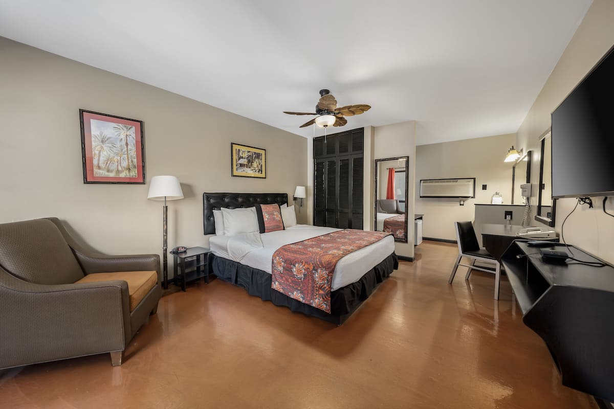 In-room safe, desk, laptop workspace, iron/ironing board