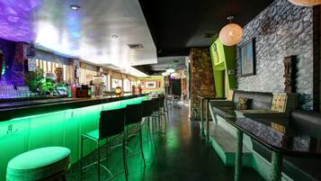 2 bars, bar à cocktails