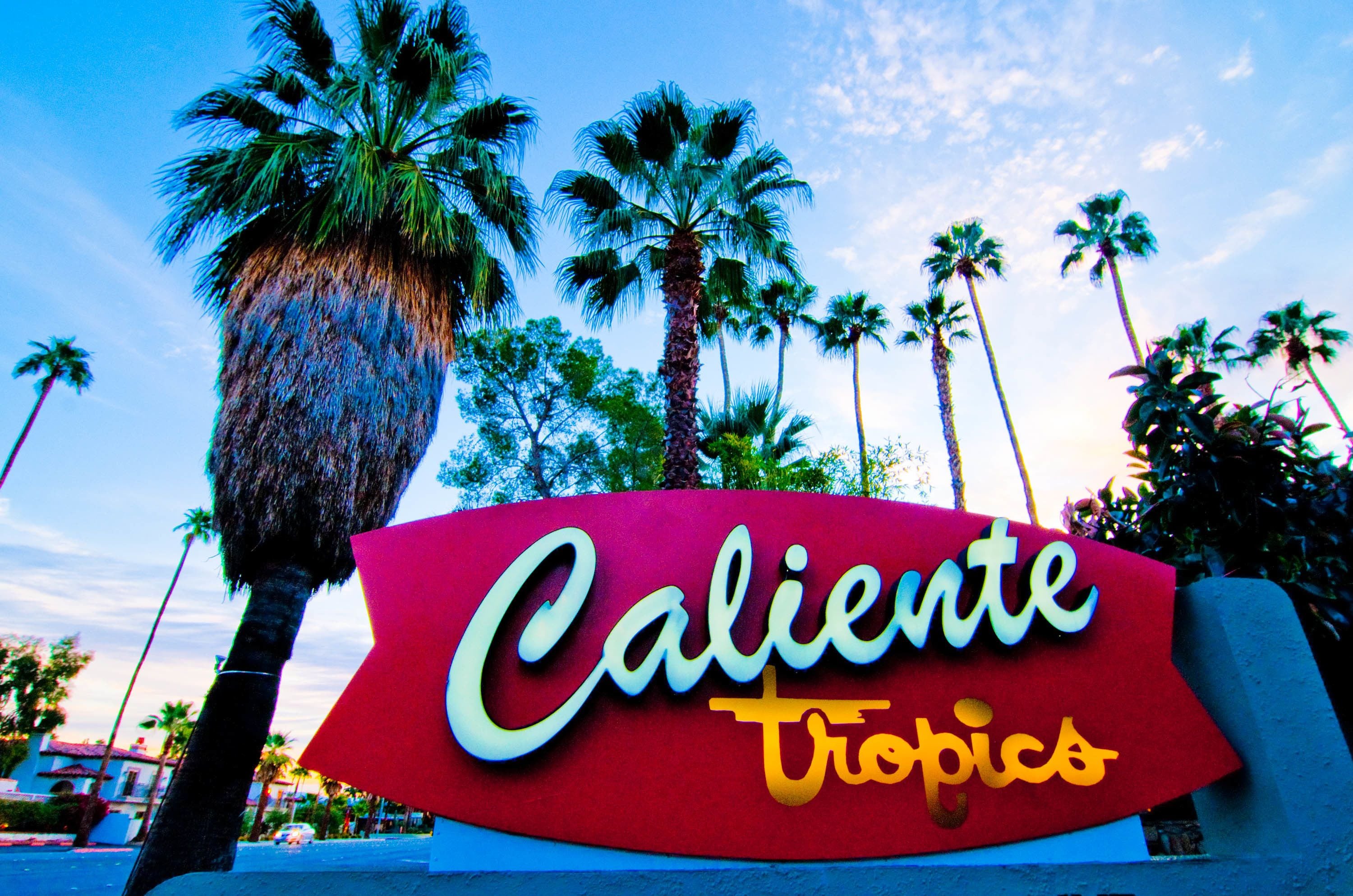 Foto - Caliente Tropics